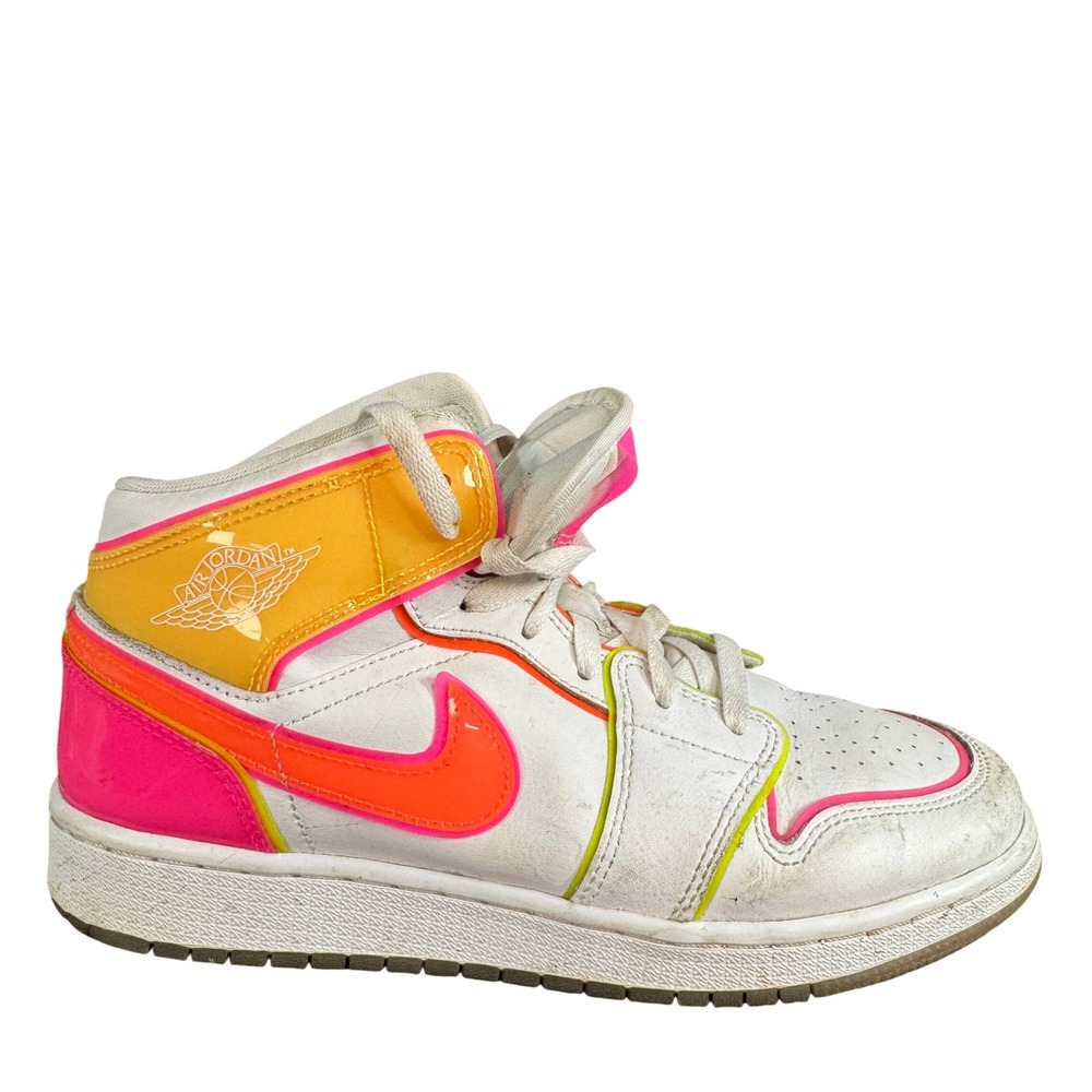 Nike Air Jordan 1 Mid SE GS Edge Glow White Pink Orange CV4611 Women's 7.5